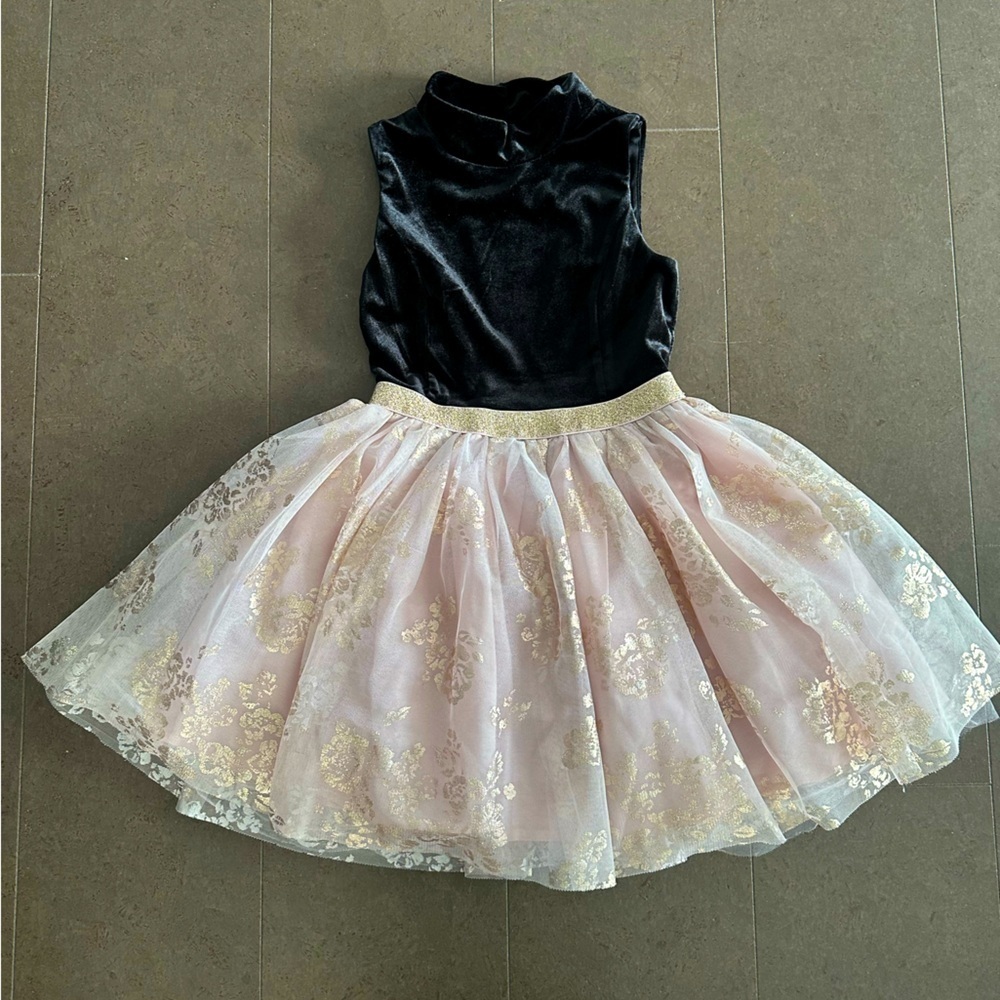 Zunie dress size 7